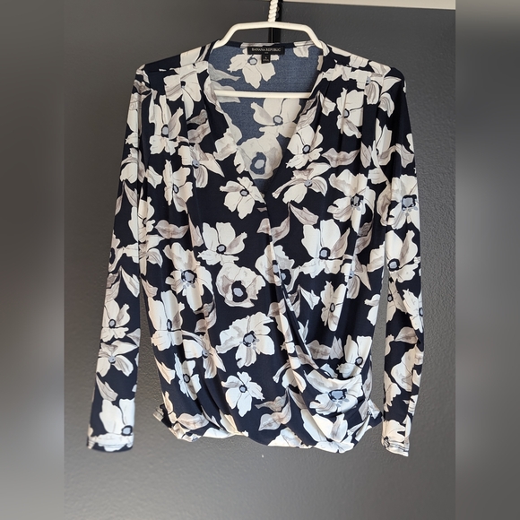 Banana Republic Black and White Floral Blouse - Picture 1 of 3